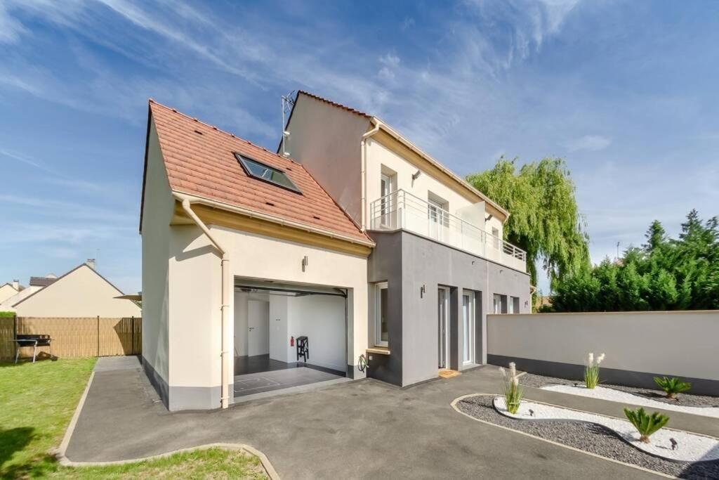 New York House * Villejust